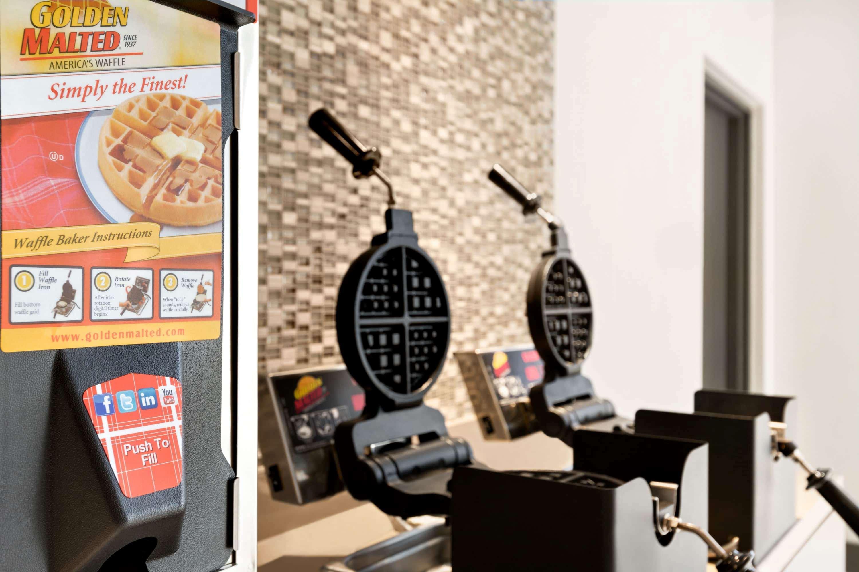 La Quinta Inn & Suites By Wyndham Orlando I-Drive Theme Parks Williamsburg Buitenkant foto